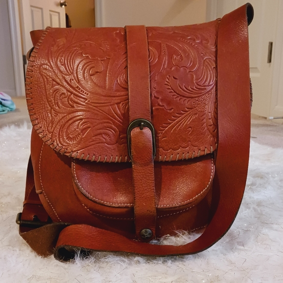 Patricia Nash Handbags - QUICK SALE❤️patricia Nash Saddle Bag